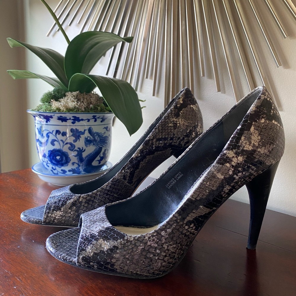 Via Spiga Embry Peep-toe Pumps, Size 8